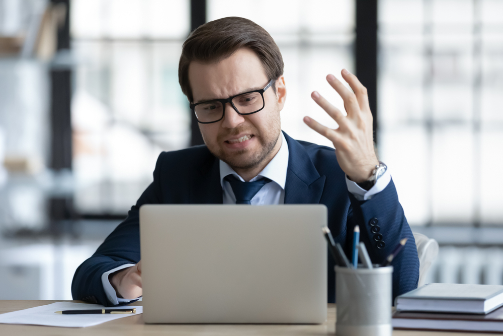 Arnaques aux auto-entrepreneurs : tous les pièges à éviter !