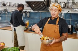 Devenir auto-entrepreneur cuisine à domicile
