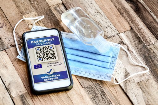 pass sanitaire sur smartphone